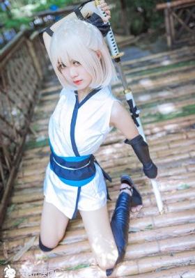 基里巴斯廉价的女人